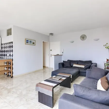 Pringie - Welkeys Apartment *